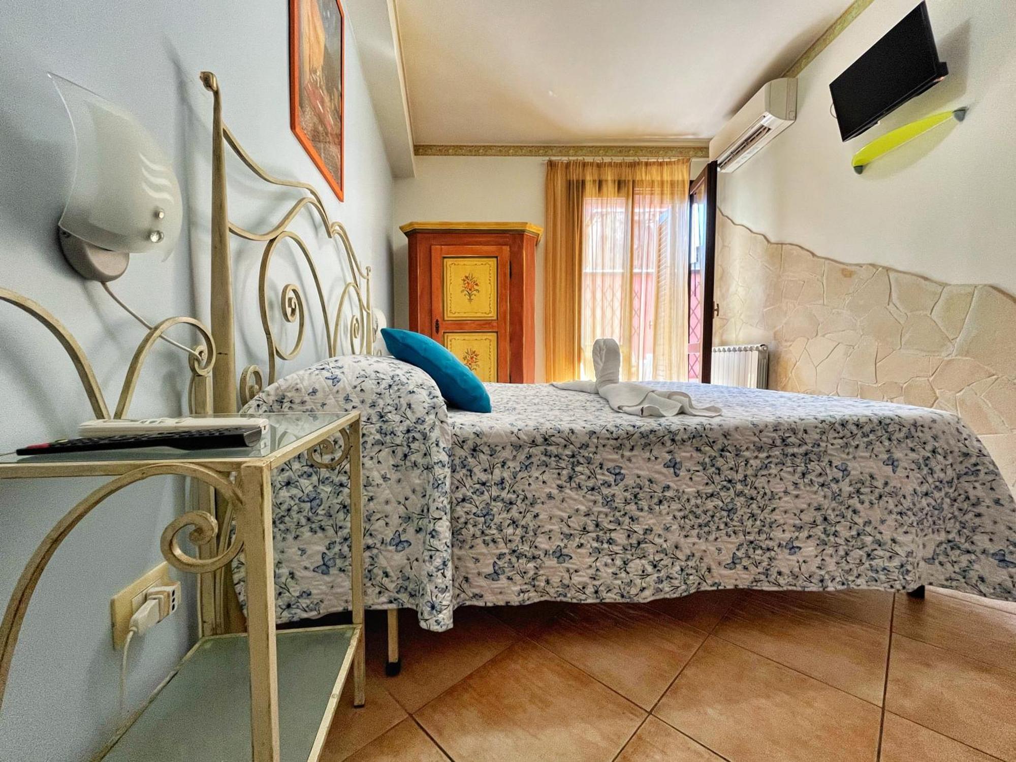 B&B Epos Acitrezza エクステリア 写真